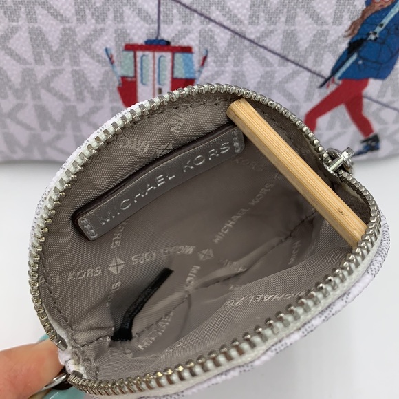 MICHAEL KORS JET SET GIRLS MULTIFUNCTIONAL WRISTLET TRIO BRIGHT WHITE MULTI - Picture 9 of 13